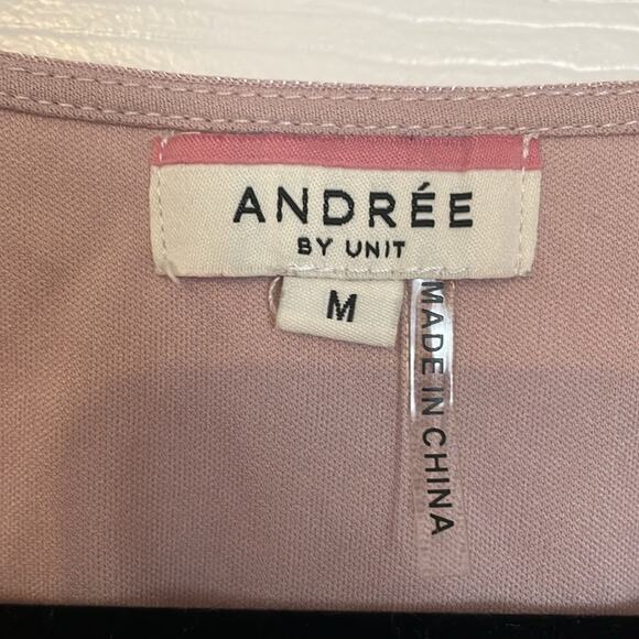 Andrée By Unit Shimmer Medium Dress Faux Wrap Fairy Sleeve Pink Tie at Waist - Picture 4 of 8